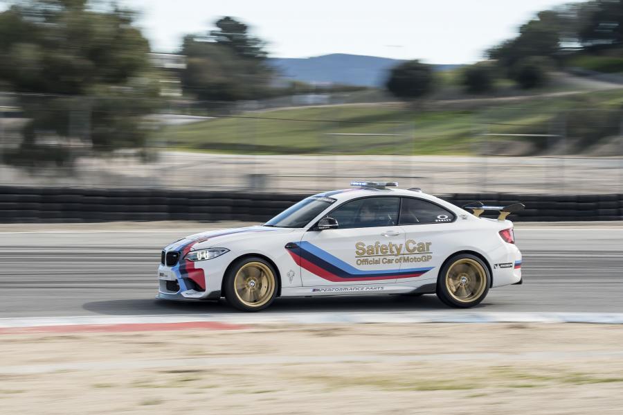  BMW M2 Coupe MotoGP Safety Car (F87) 2016 года  (фото 6 из 41)